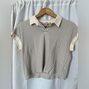 Cropped collared top